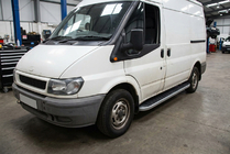 Ford Transit 2000–2014 Progi Boczne Tayga Grey (2 szt., Aluminium) zdjęcia 1