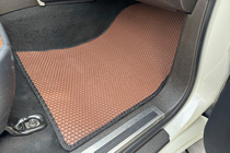 Toyota Land Cruiser 200 2007-2021 Gumowe dywaniki Carsuit (2007-2012, brązowe) zdjęcia 2