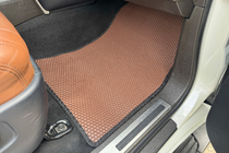 Toyota Land Cruiser 200 2007-2021 Gumowe dywaniki Carsuit (2007-2012, brązowe) zdjęcia 6