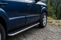 Hyundai Tucson JM 2004- Progi Boczne Maydos V1 (2 szt., Aluminium i Stal Nierdzewna) zdjęcia 1