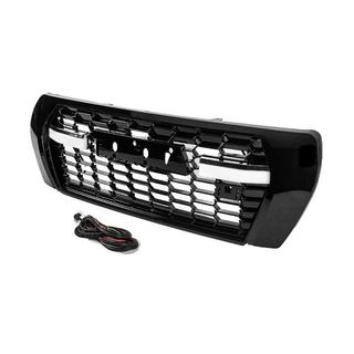 Atrapa Chłodnicy 2012-2016 (GR Sport LED) Toyota Land Cruiser 200 2007-2021 zdjęcia 2