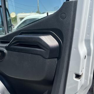 Nakładki na boczki drzwi EuroCap (ABS) Mercedes Sprinter W907/W910 2018- zdjęcia 2