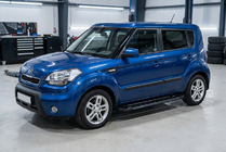 Kia Soul I 2008-2013 Progi Boczne RedLine Black (2 szt., Aluminium) zdjęcia 1