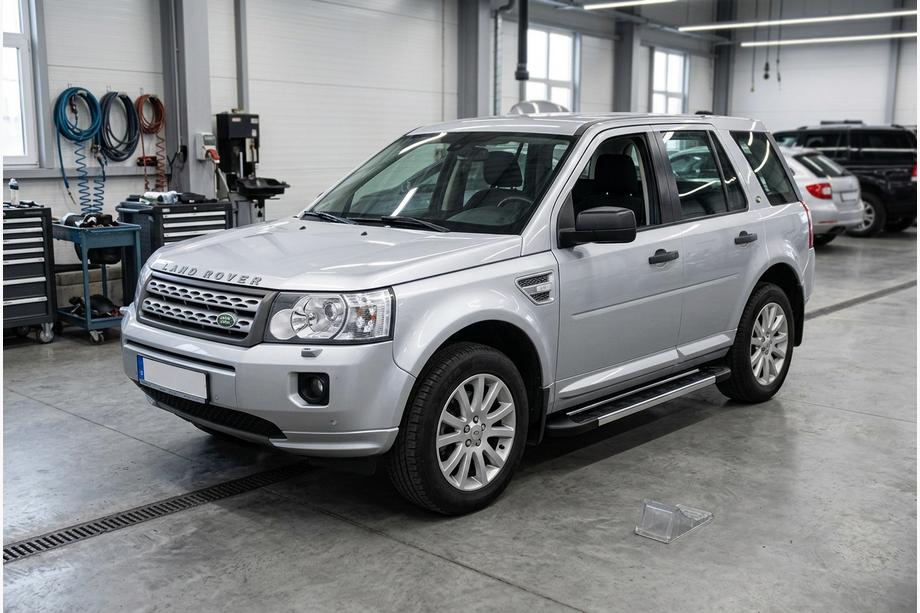 Land Rover Freelander II 2006–2014 Progi Boczné RedLine V1 (2 szt., Aluminium) Image