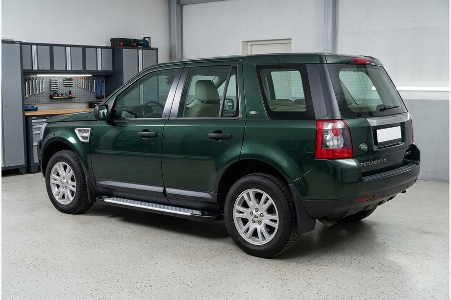 Land Rover Freelander II 2006–2014 Progi boczne Allmond Grey (2 szt., aluminium) Image