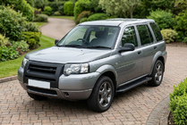 Land Rover Freelander I 1997-2006 Progi Boczné Allmond Black (2 szt., Aluminium) zdjęcia 1