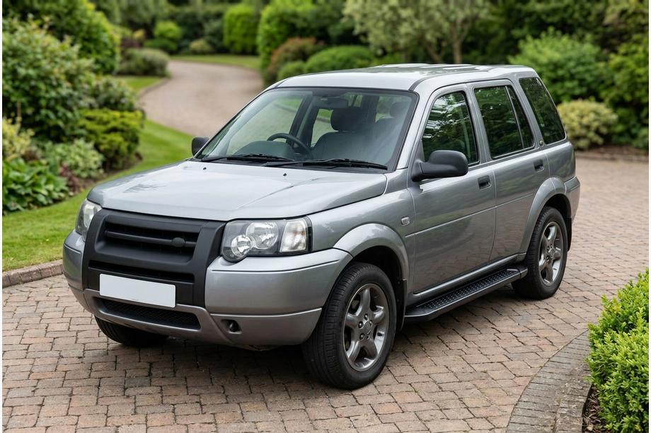 Land Rover Freelander I 1997-2006 Progi Boczné Allmond Black (2 szt., Aluminium) Image