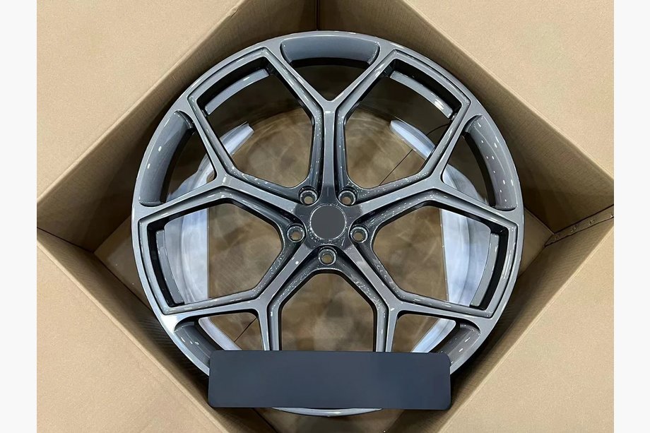 Audi Q8 2018- Kute felgi OEM R22 V1 (Zestaw 4 szt.) Image