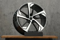 Audi Q7 2015–2026 Kute felgi OEM R21 (zestaw 4 szt.) zdjęcia 1