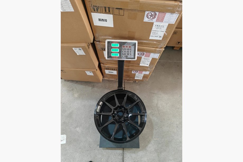 Audi A8 2018- Kute felgi OEM R19 (Zestaw 4 szt.) Zdjęcia 1