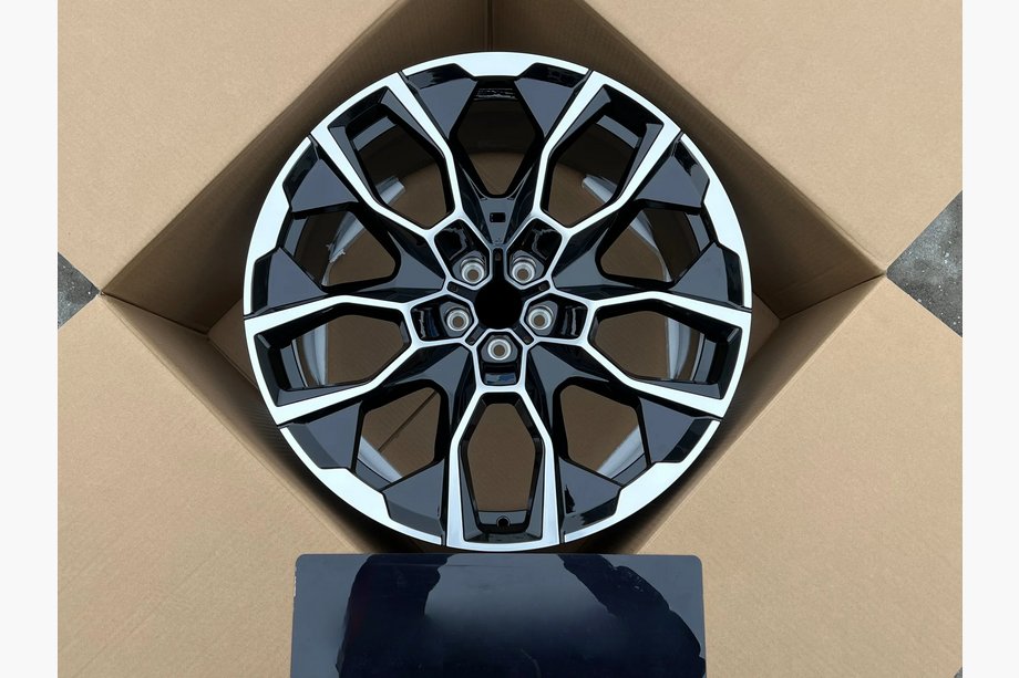 BMW X7 G07 2019- Kute felgi OEM R22 V7 (zestaw 4 szt.) Image