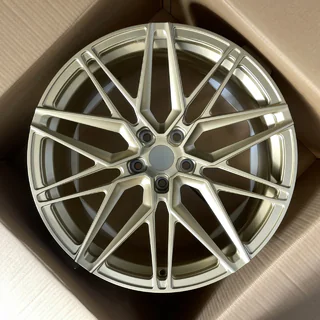 Kute felgi OEM R21 (zestaw 4 szt.) zdjęcia 4