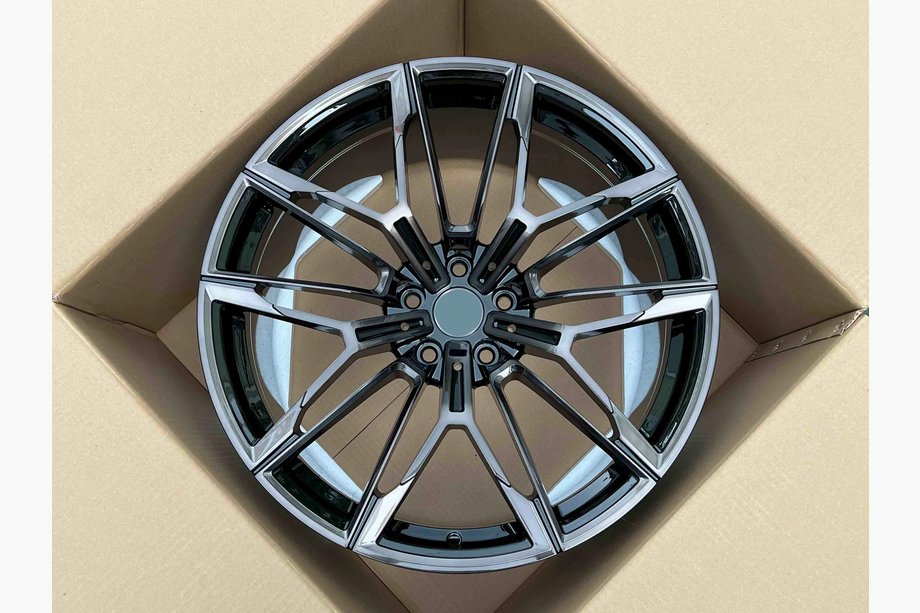 BMW X5 G05 2019–2026 Kute felgi OEM R22 V1 (Zestaw 4 szt.) Image