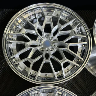 Kute felgi OEM R20 V2 (zestaw 4 szt.) zdjęcia 1