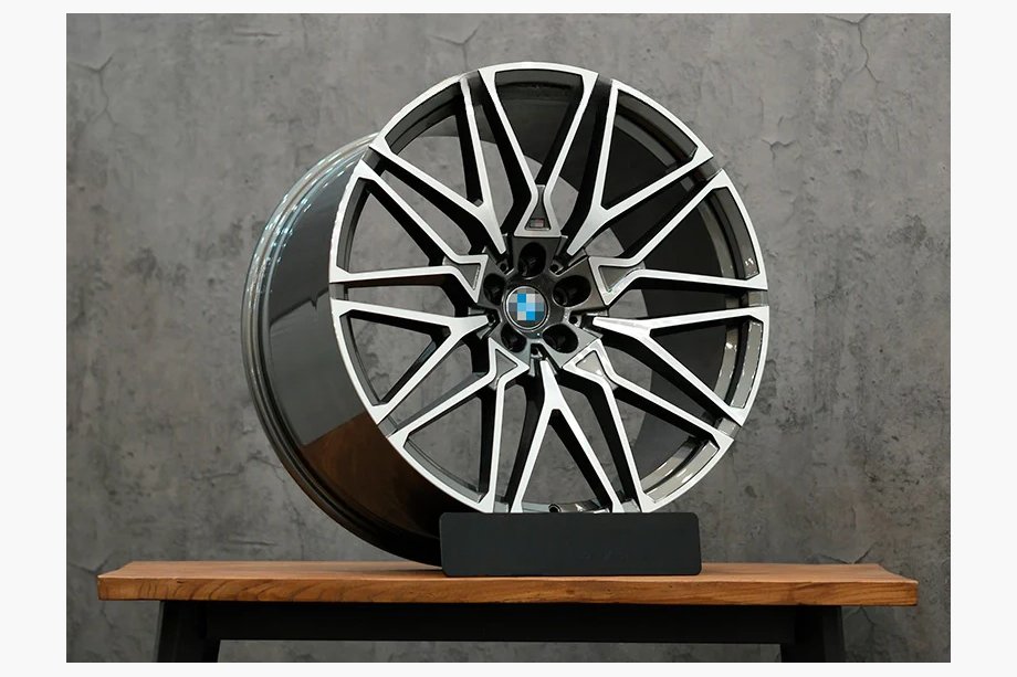BMW X5 G05 2019–2026 Kute felgi OEM R22 V8 (zestaw 4 szt.) Image