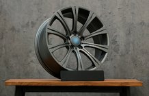 BMW 5 Series F10/F11 2010–2016 Kute felgi OEM R19 (Zestaw 4 szt.) zdjęcia 1