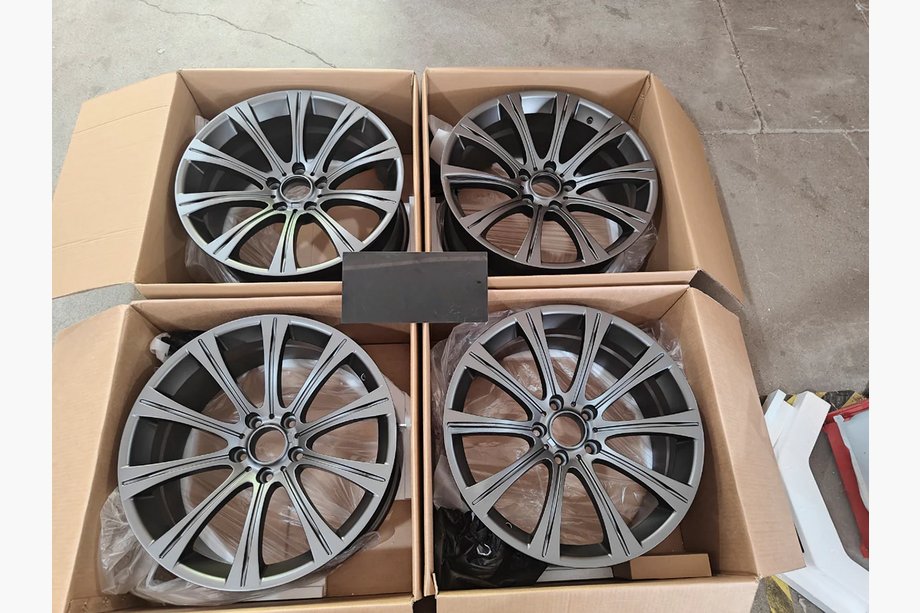 BMW 5 Series F10/F11 2010–2016 Kute felgi OEM R19 (Zestaw 4 szt.) Zdjęcia 8