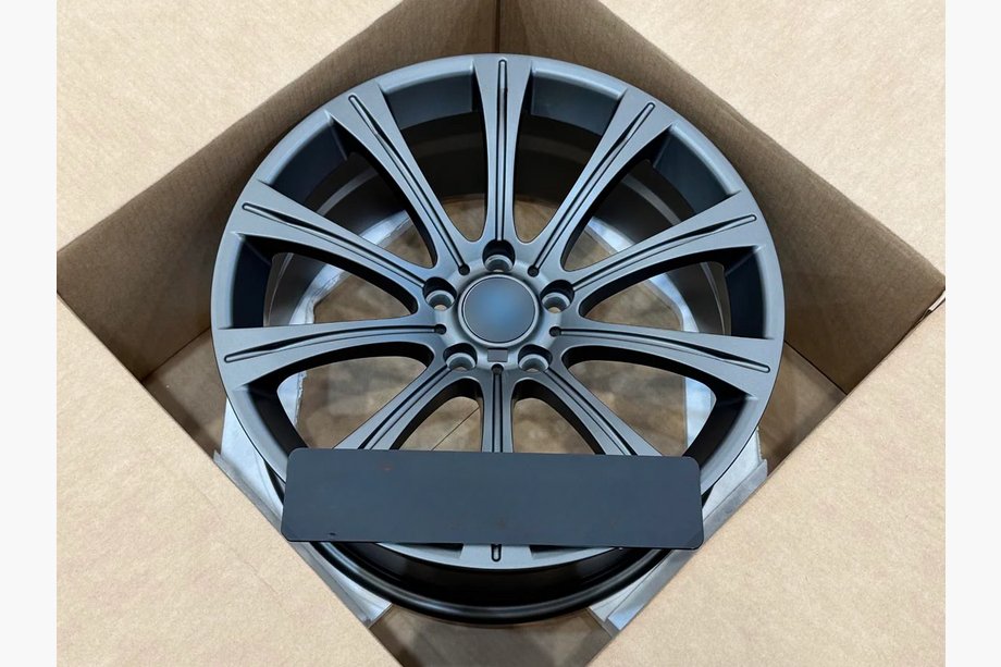 BMW 5 Series F10/F11 2010–2016 Kute felgi OEM R19 (Zestaw 4 szt.) Zdjęcia 3