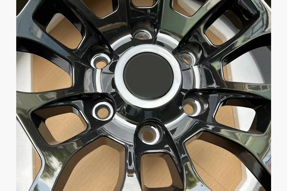 Dodge RAM (DT) 2018– Kute felgi OEM R18 (zestaw 4 szt.) Zdjęcia 5