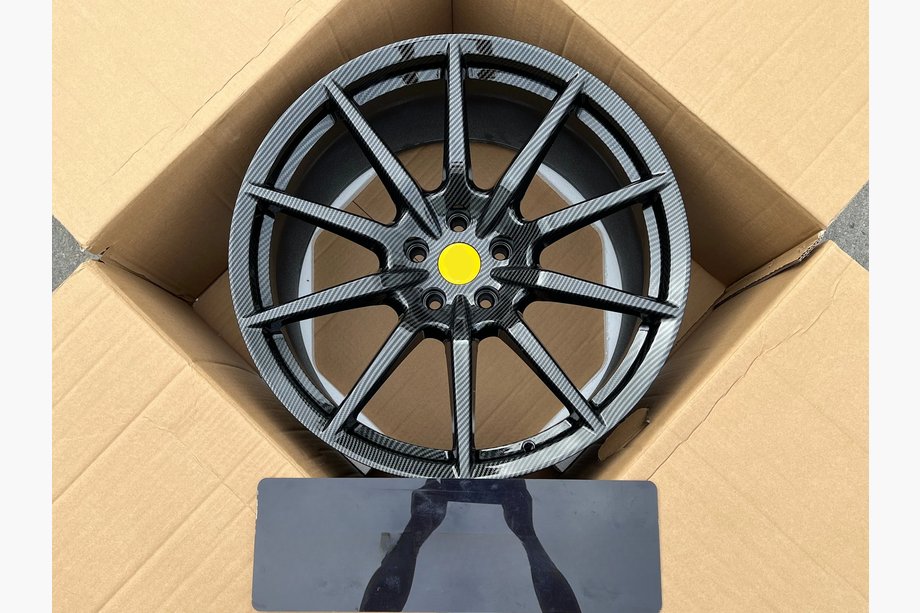 Ferrari 488 GTB 2015-2019 Kute felgi OEM R20 V2 (zestaw 4 szt.) Image