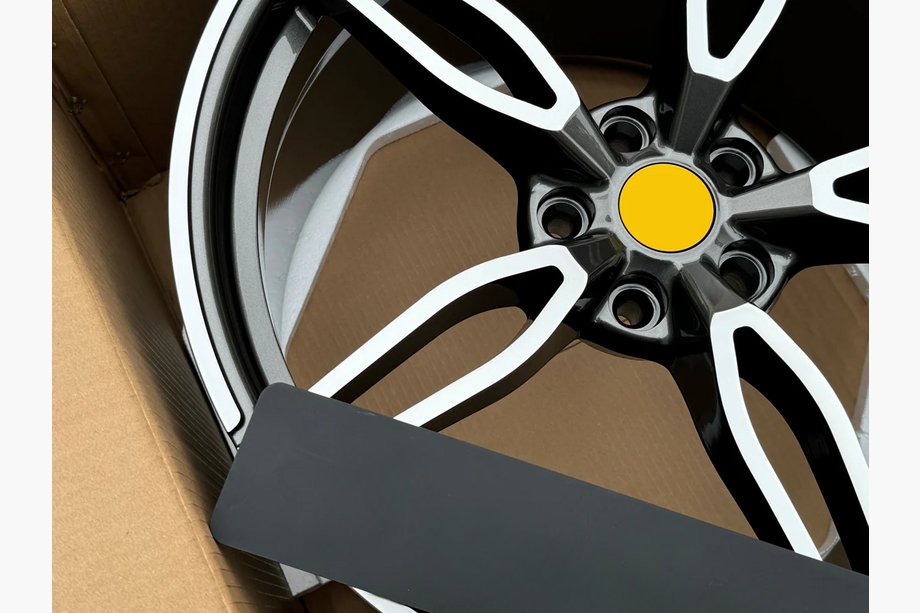 Ferrari 458 Italia 2009-2015 Kute felgi OEM R20 V2 (zestaw 4 szt.) Zdjęcia 9