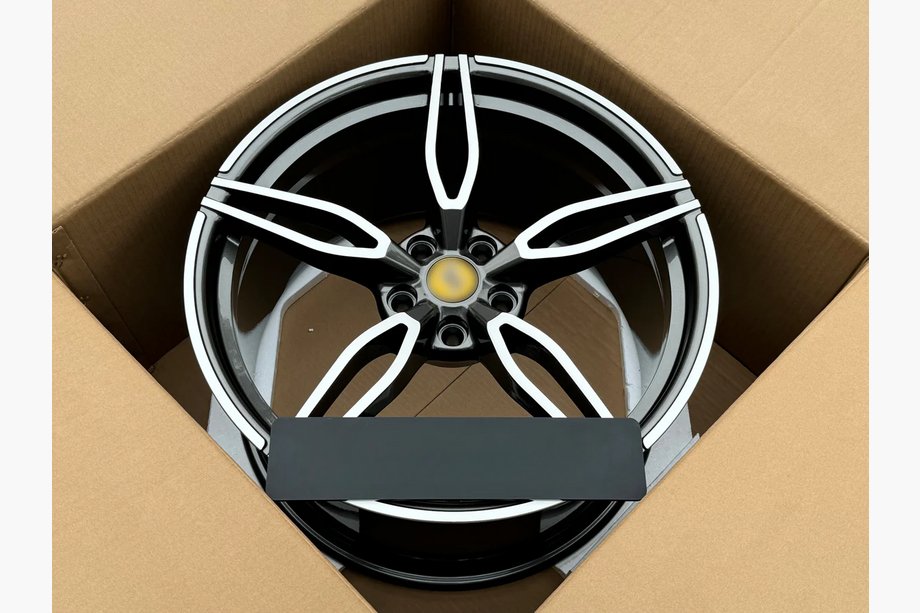 Ferrari 458 Italia 2009-2015 Kute felgi OEM R20 V2 (zestaw 4 szt.) Zdjęcia 4