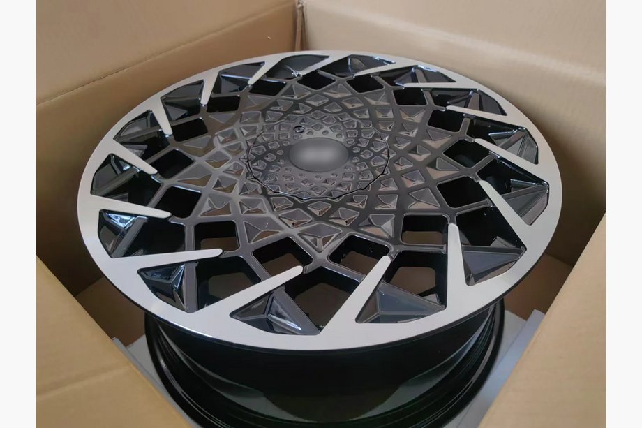 Hyundai Ioniq 5 2021- Kute felgi OEM R18 (zestaw 4 szt.) Zdjęcia 3