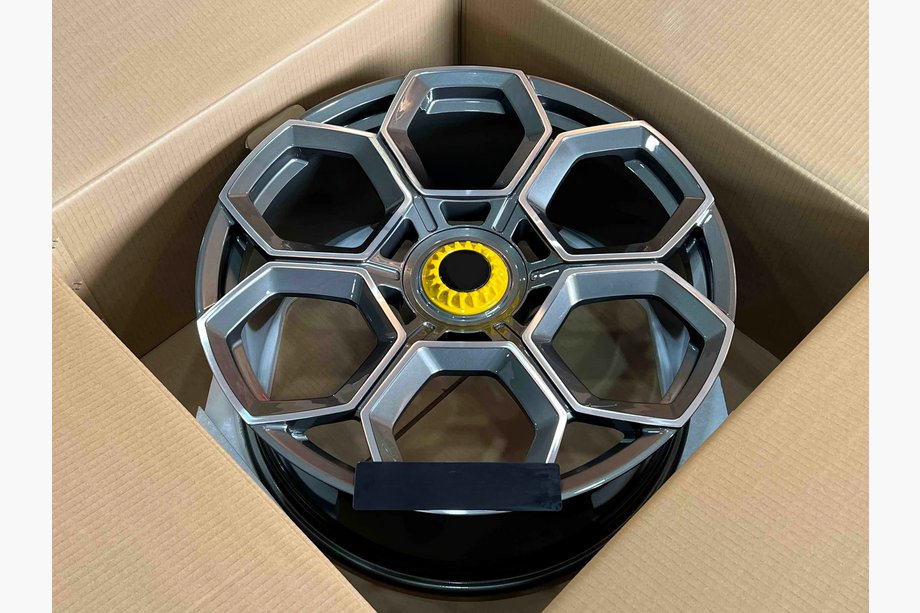 Lamborghini Huracan 2014- Kute felgi OEM R20 V1 (zestaw 4 szt.) Image