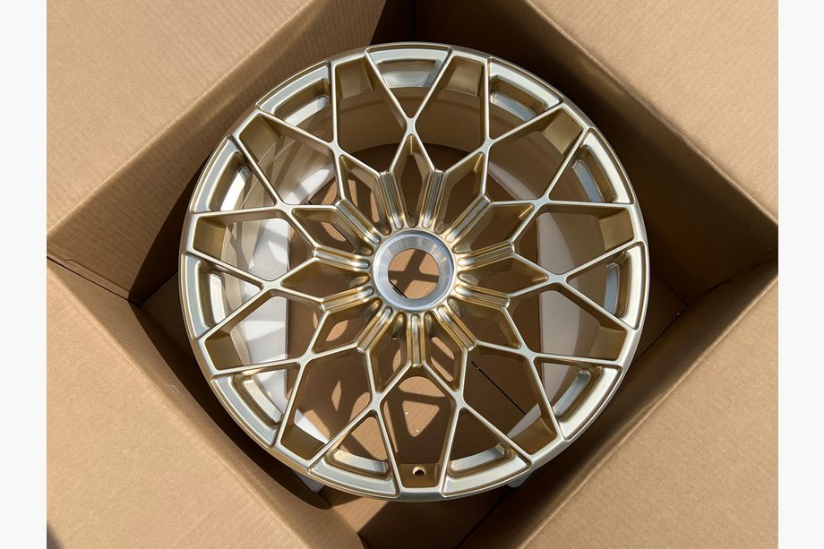 Lamborghini Huracan 2014- Kute felgi OEM R20 V2 (zestaw 4 szt.) Image
