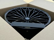 Lamborghini Urus 2018- Kute felgi OEM R23 V5 (Zestaw 4 szt.) zdjęcia 5