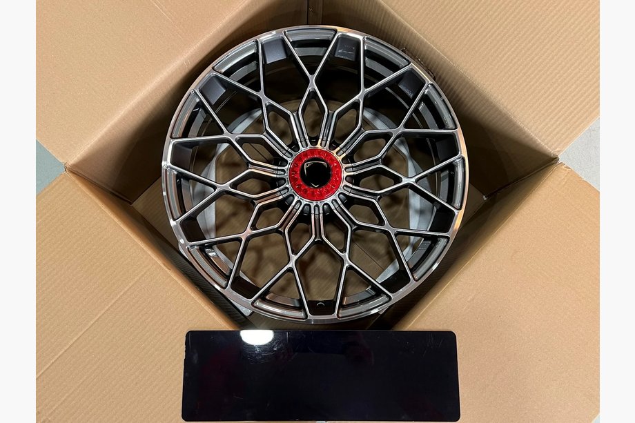 Lamborghini Huracan 2014- Kute felgi OEM R20 R21 V1 (Zestaw 4 szt.) Image
