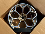 Lamborghini Urus 2018- Kute felgi OEM R24 (Zestaw 4 szt.) zdjęcia 11