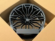 Lamborghini Urus 2018- Kute felgi OEM R23 V12 (zestaw 4 szt.) zdjęcia 3