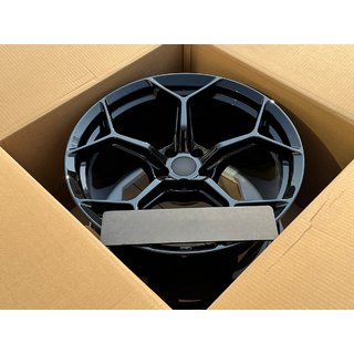 Kute felgi OEM R20 V3 (Zestaw 4 szt.) Lamborghini Huracan 2014- zdjęcia 3