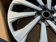 Range Rover V L460 2021- Kute felgi OEM R23 R24 V2 (Zestaw 4 szt.) zdjęcia 4
