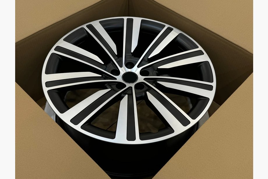 Range Rover V L460 2021- Kute felgi OEM R24 V7 (Zestaw 4 szt.) Zdjęcia 4
