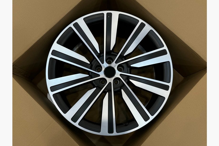 Range Rover V L460 2021- Kute felgi OEM R24 V7 (Zestaw 4 szt.) Zdjęcia 2