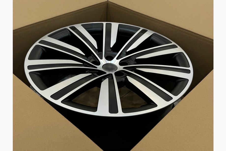 Range Rover V L460 2021- Kute felgi OEM R24 V7 (Zestaw 4 szt.) Zdjęcia 5