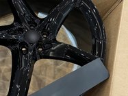 Maserati Levante 2016- Kute felgi OEM R22 R23 (zestaw 4 szt.) zdjęcia 11