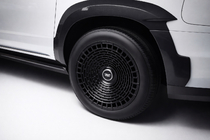 Cadillac Escalade 2020- Kute felgi Ghost R22 (Zestaw 4 szt.) zdjęcia 2