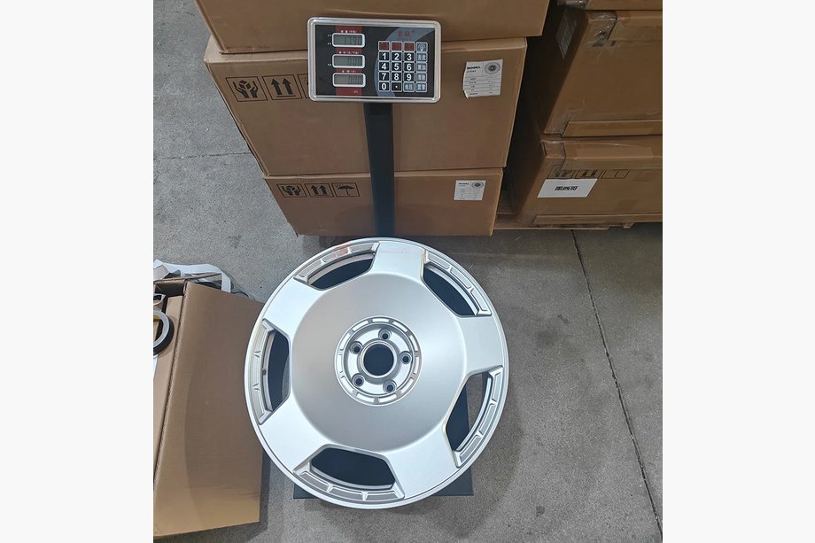 Mercedes G class W463 2018-2024 Kute felgi OEM R22 V5 (Zestaw 4 szt.) Zdjęcia 11