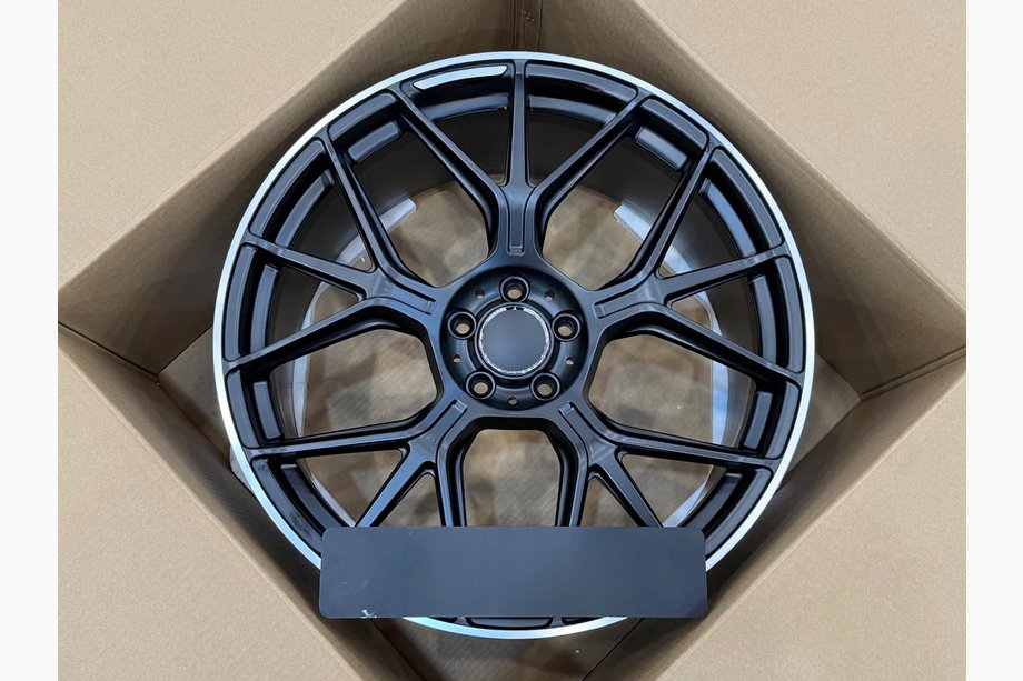 Mercedes E-class W213 2016-2023 Kute felgi OEM R21 (zestaw 4 szt.) Zdjęcia 1