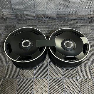 Kute felgi OEM R20 V2 (zestaw 4 szt.) zdjęcia 1