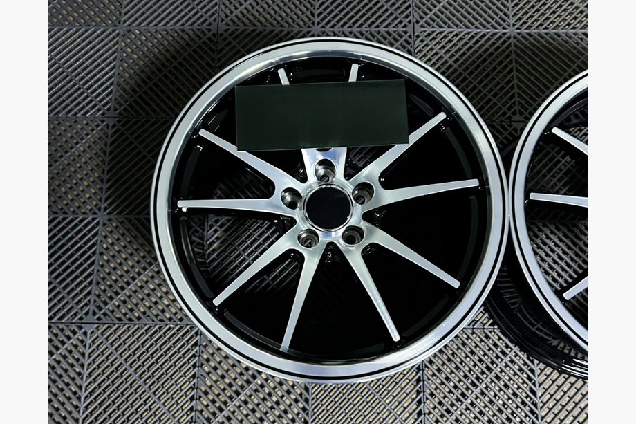 Mercedes E-class W211 2002-2009 Kute felgi OEM R18 (zestaw 4 szt.) Zdjęcia 2