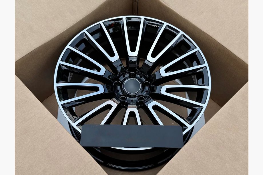 Mercedes G class W463 2018-2024 Kute felgi OEM R22 V6 (zestaw 4 szt.) Zdjęcia 3