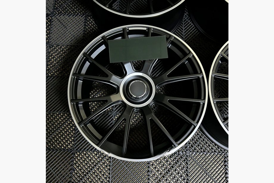 Mercedes E-class W214 2023- Kute felgi OEM R21 (zestaw 4 szt.) Image