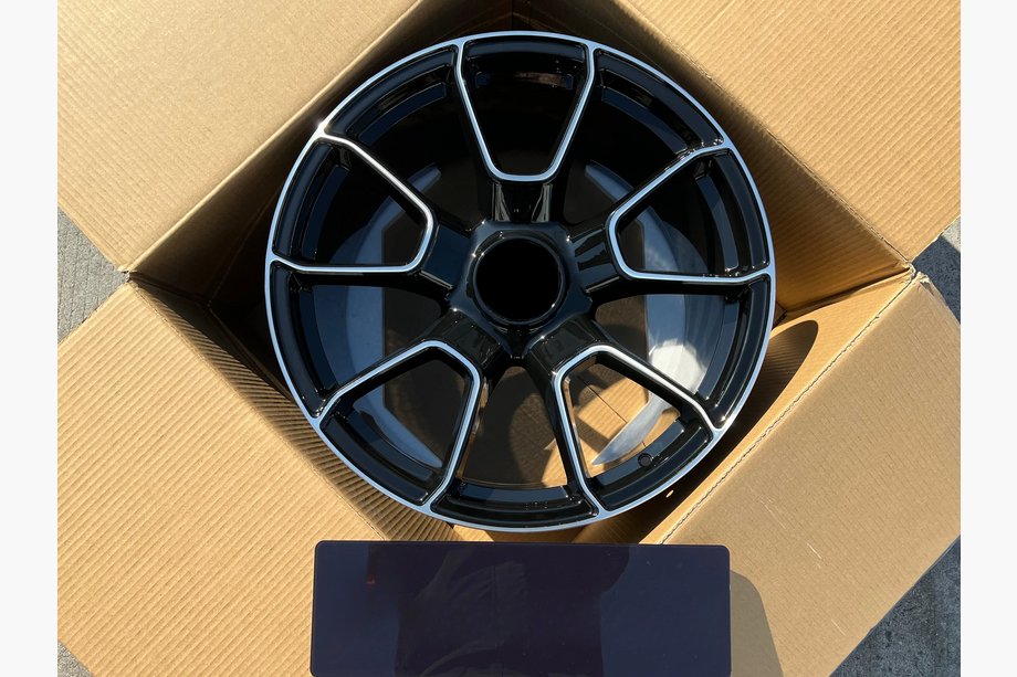 Porsche 911 (991) 2011–2019 Kute felgi OEM R21 R22 (Zestaw 4 szt.) Image
