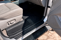 Toyota Land Cruiser 100 1998-2007 Dywaniki Gumowe Niken Luxury 3D (3 szt) zdjęcia 1