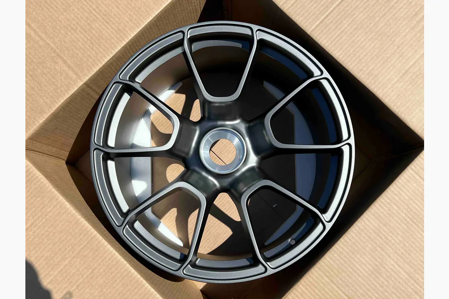 Porsche 911 (992) 2018– Kute felgi OEM R20 R21 V21 (zestaw 4 szt.) Image
