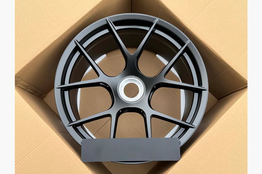 Porsche 911 (992) 2018– Kute felgi OEM R20 R21 V43 (zestaw 4 szt.) Image